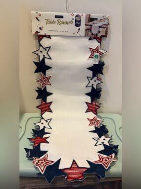 Patriotic Envogue Embroidered Stars Table Runner- NWT